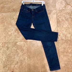 JCREW TOOTHPICK JEANS 27T